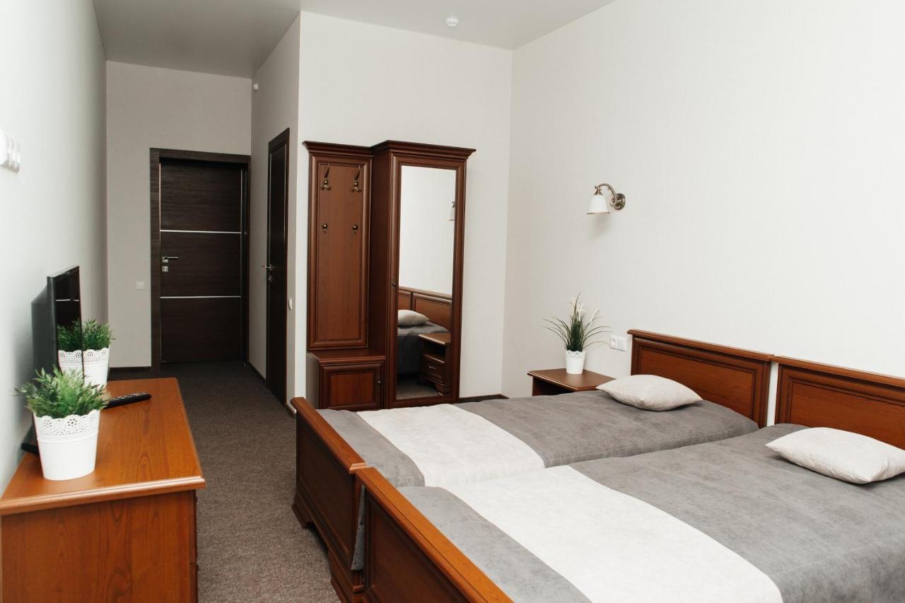 Belastok Hotel Несвиж Екстериор снимка